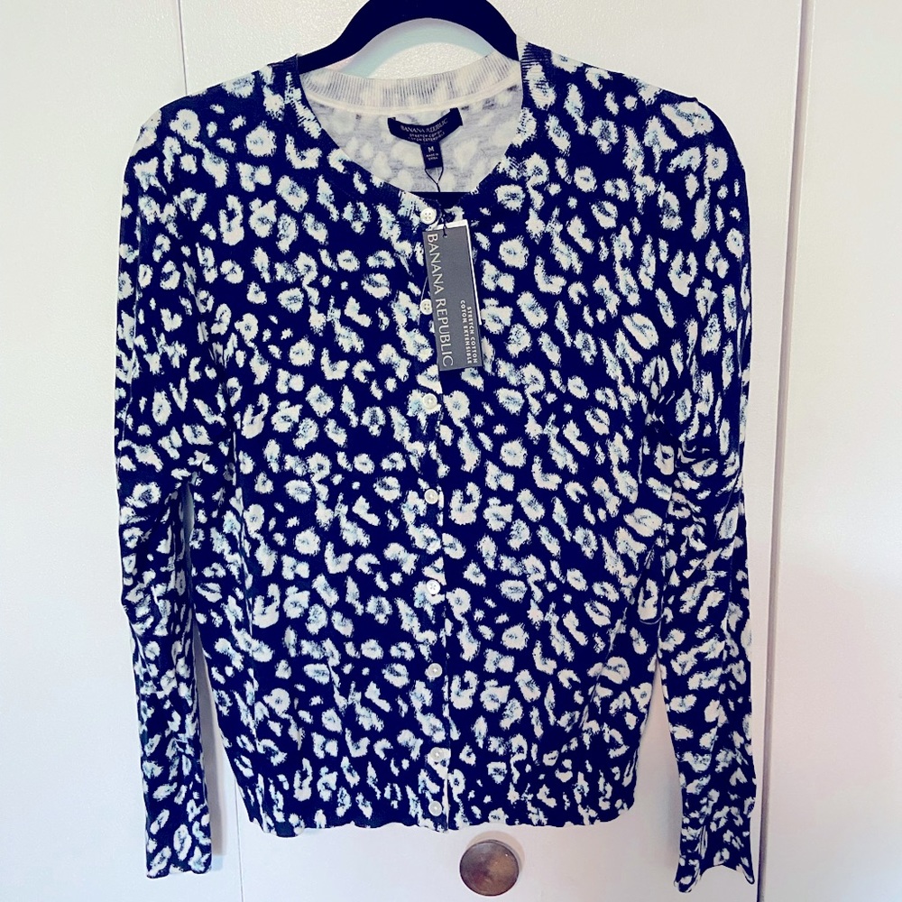 Banana Republic cheetah print sweater, NWT